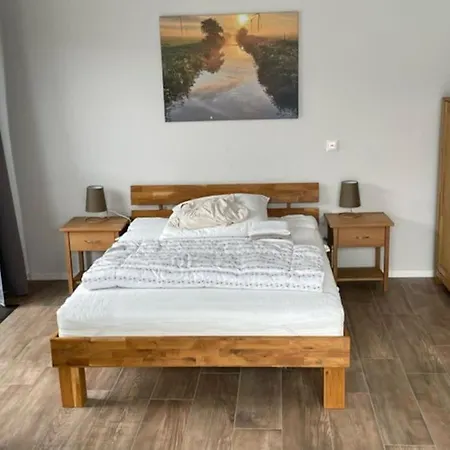 Kaelberstall * Zetel