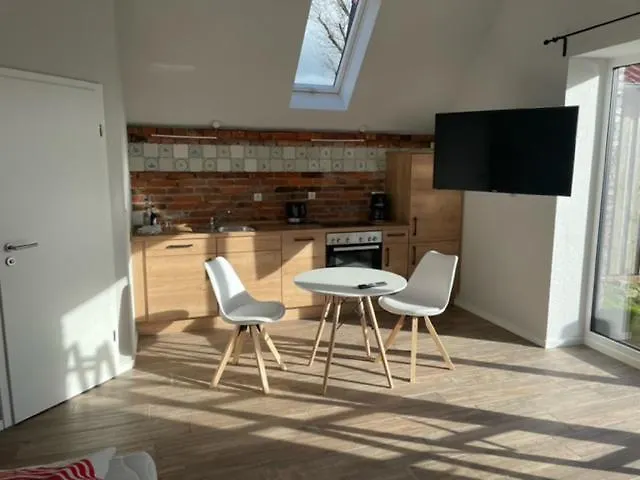 Kaelberstall アパート Zetel